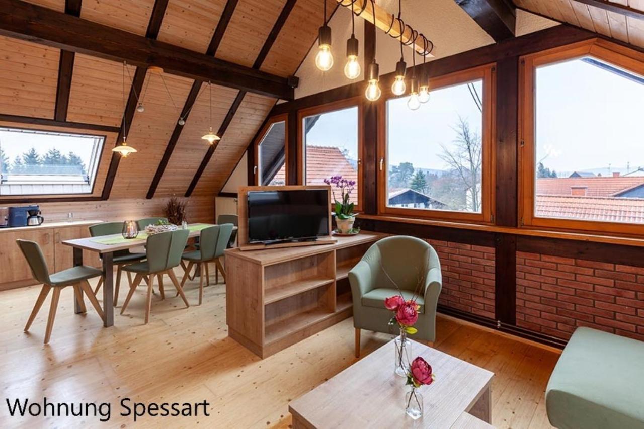 Gaestehaus Zur Quelle Wachtersbach Екстер'єр фото