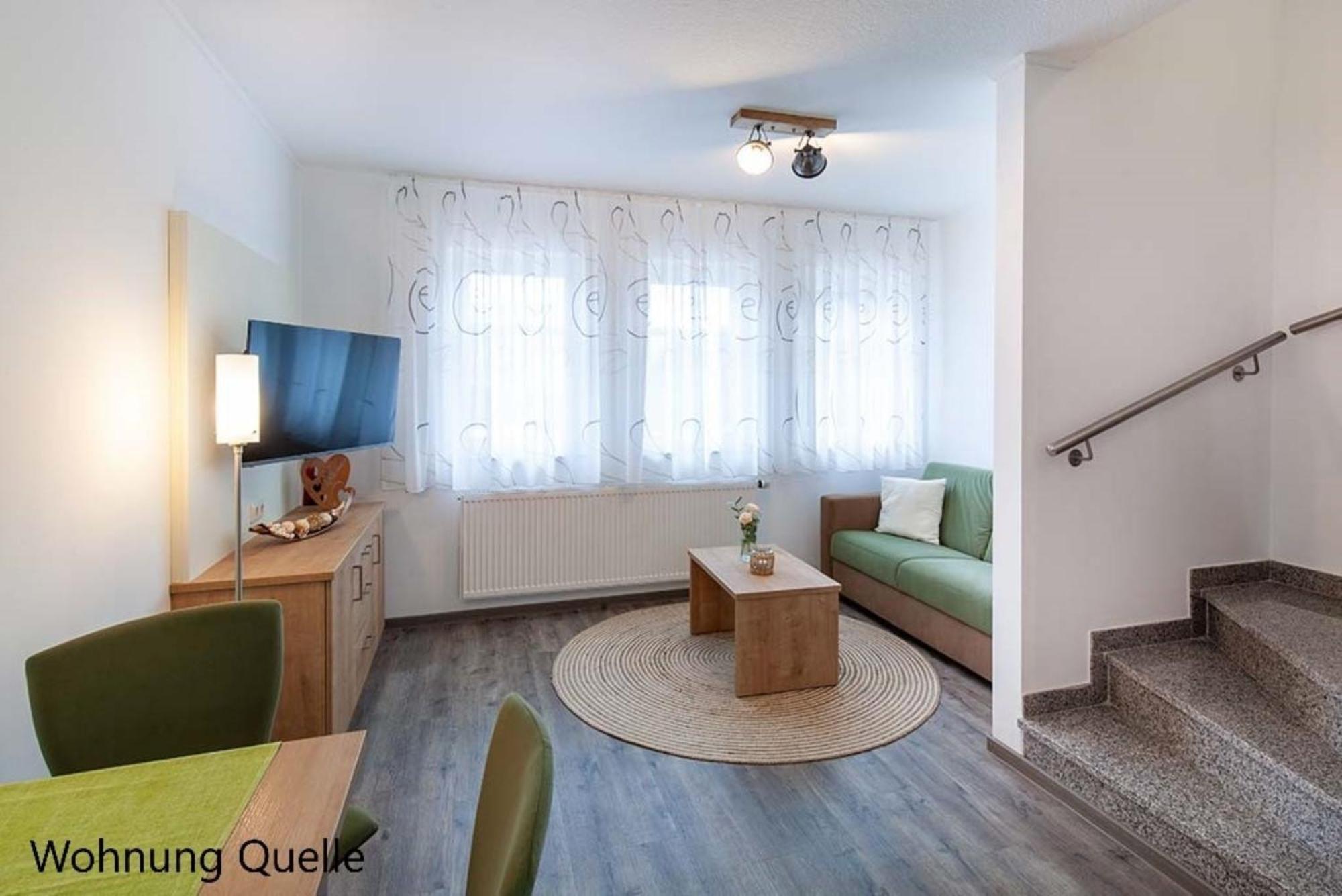 Gaestehaus Zur Quelle Wachtersbach Екстер'єр фото